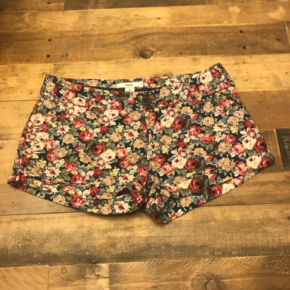Papaya Pants - Papaya Floral Shorts Size Small FREE SHIP